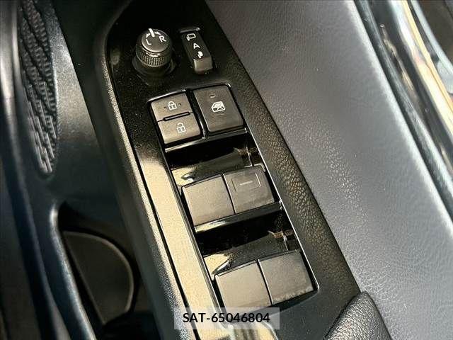 Toyota PRIUS 2021-03 7223786-28