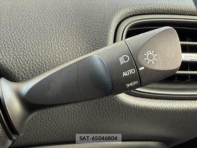 Toyota PRIUS 2021-03 7223786-5