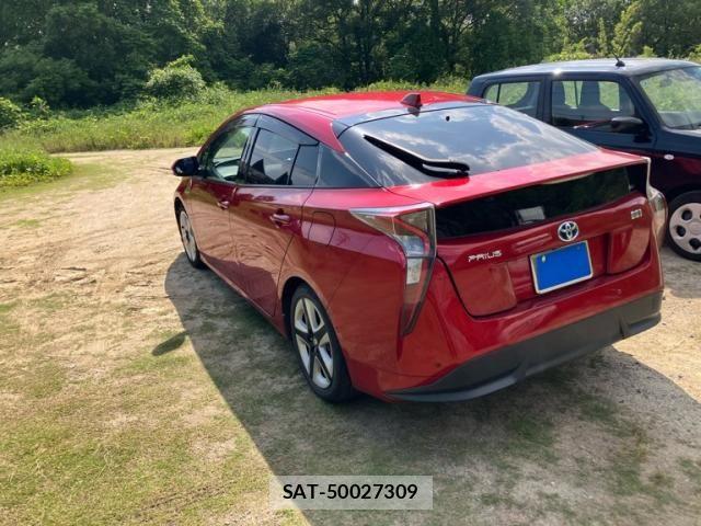 Toyota PRIUS 2016-09 7218520-3