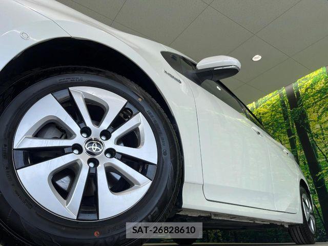 Toyota PRIUS 2016-01 7223685-12