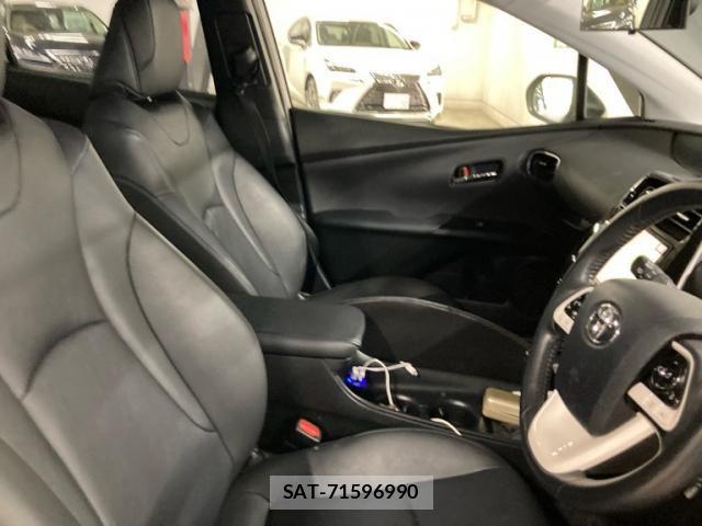 Toyota PRIUS 2016-08 7223704-11