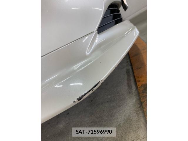 Toyota PRIUS 2016-08 7223704-14