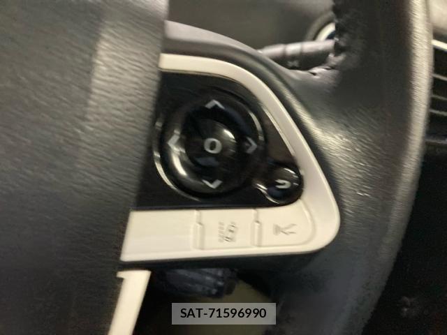 Toyota PRIUS 2016-08 7223704-19
