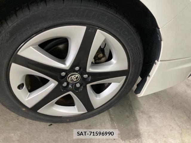 Toyota PRIUS 2016-08 7223704-7