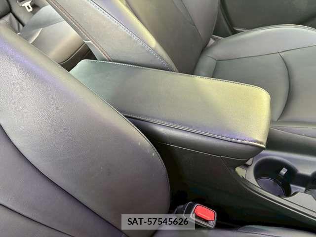 Toyota PRIUS 2021-05 7223784-14
