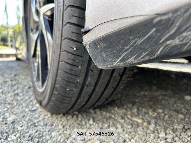 Toyota PRIUS 2021-05 7223784-29