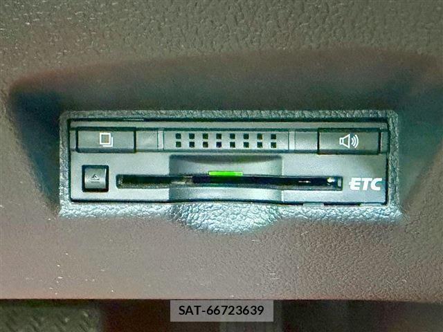 Toyota PRIUS 2016-03 7223696-11