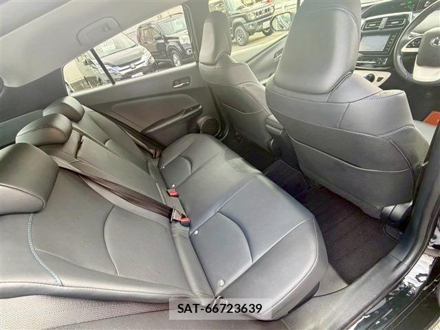 Toyota PRIUS 2016-03 7223696-21