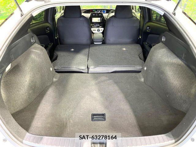Toyota PRIUS 2018-10 7223750-10