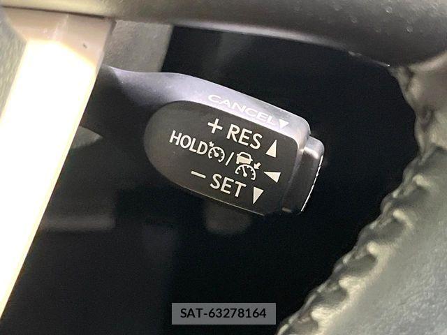 Toyota PRIUS 2018-10 7223750-5