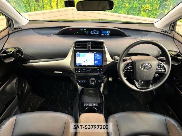 Toyota PRIUS 2021-07 7223789-1