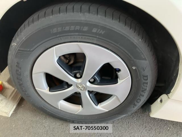 Toyota PRIUS 2014-03 7223675-4