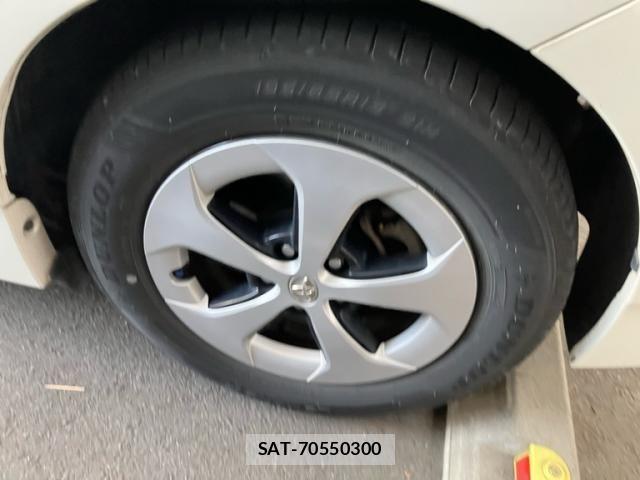 Toyota PRIUS 2014-03 7223675-5