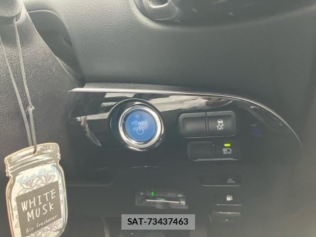 Toyota PRIUS 2020-11 7223778-8