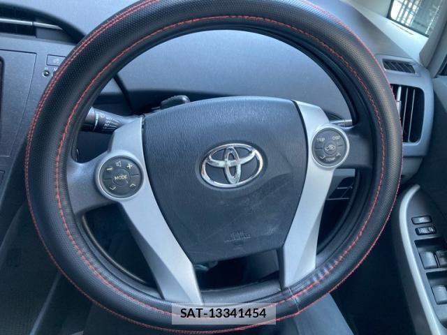 Toyota PRIUS 2010-03 7217901-16