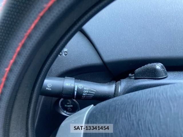 Toyota PRIUS 2010-03 7217901-17