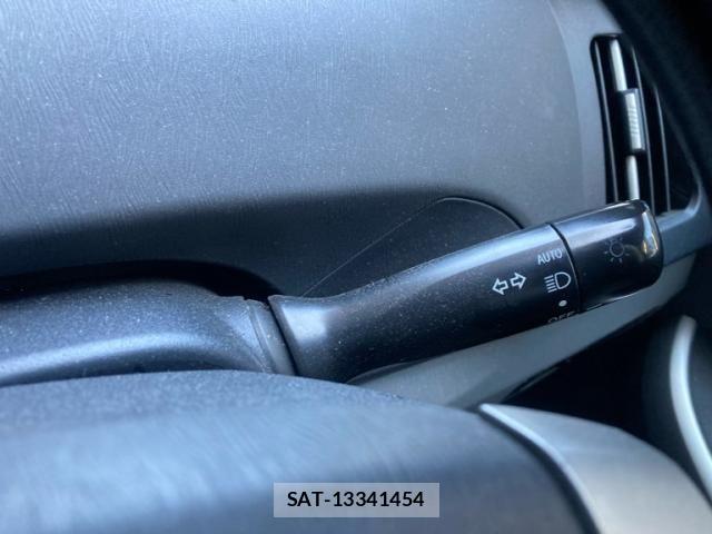 Toyota PRIUS 2010-03 7217901-18