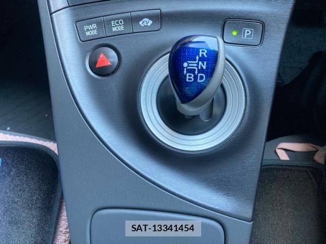 Toyota PRIUS 2010-03 7217901-19
