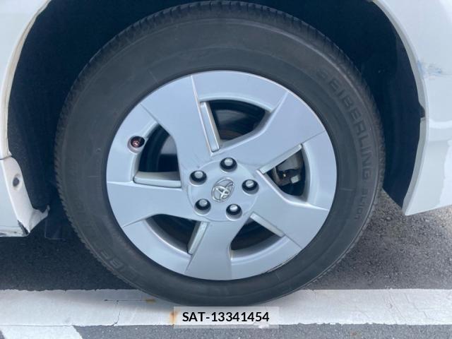 Toyota PRIUS 2010-03 7217901-7