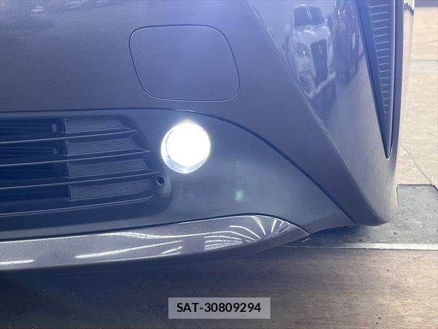 Toyota PRIUS 2019-03 7223762-11