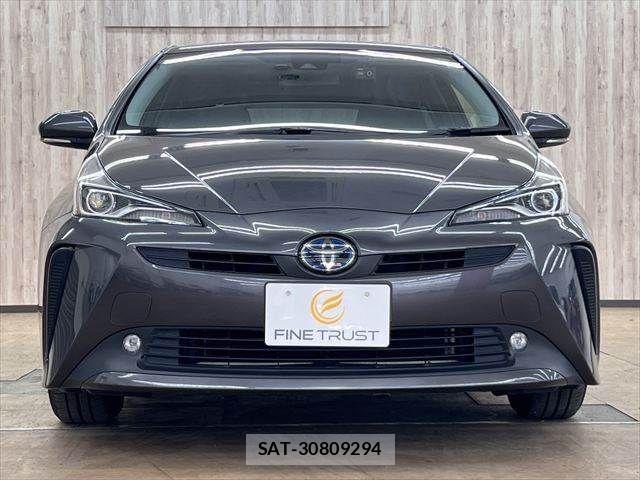 Toyota PRIUS 2019-03 7223762-15