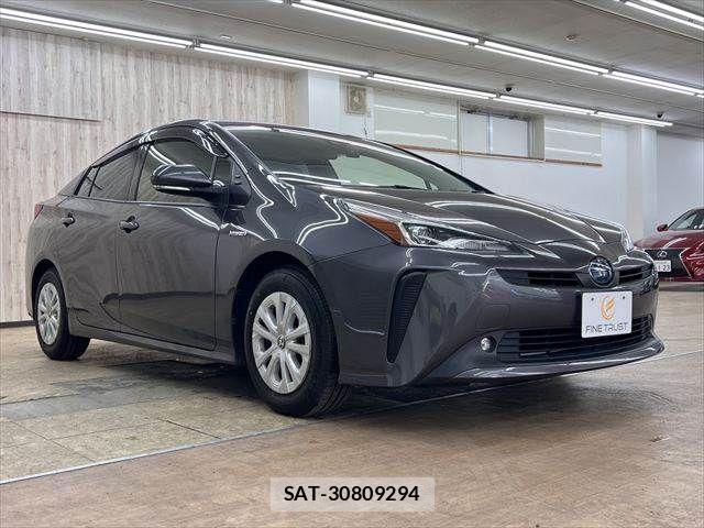 Toyota PRIUS 2019-03 7223762-16