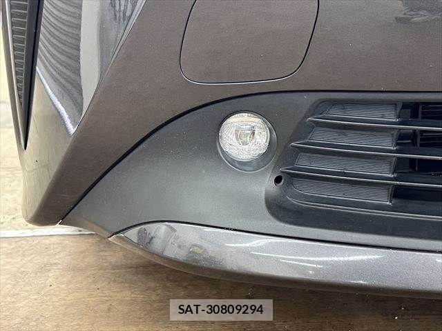 Toyota PRIUS 2019-03 7223762-25