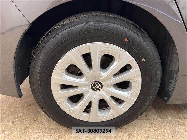 Toyota PRIUS 2019-03 7223762-28