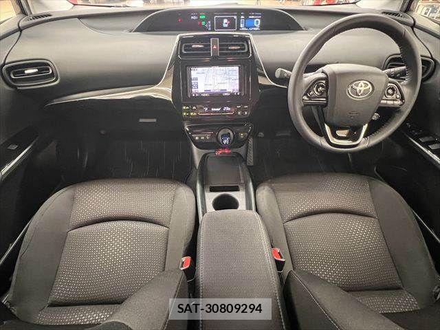 Toyota PRIUS 2019-03 7223762-2