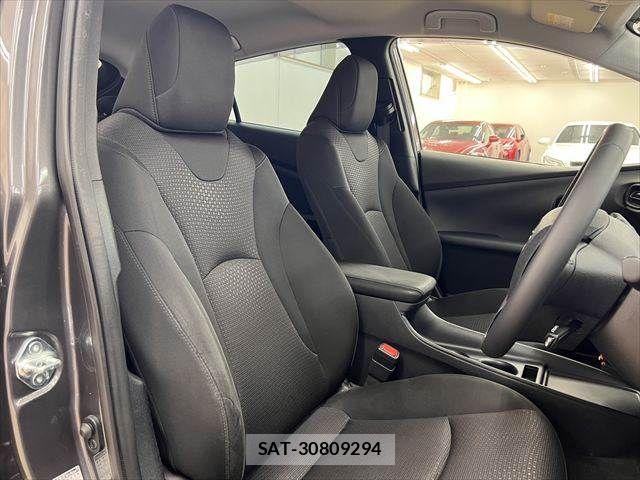Toyota PRIUS 2019-03 7223762-6