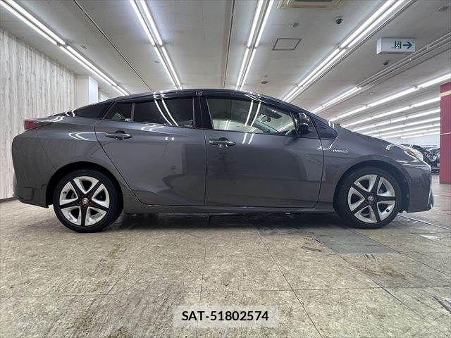 Toyota PRIUS 2016-04 7223700-14
