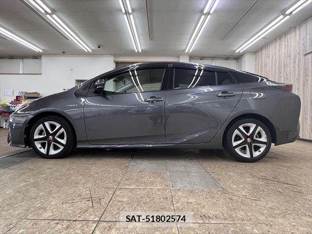 Toyota PRIUS 2016-04 7223700-18