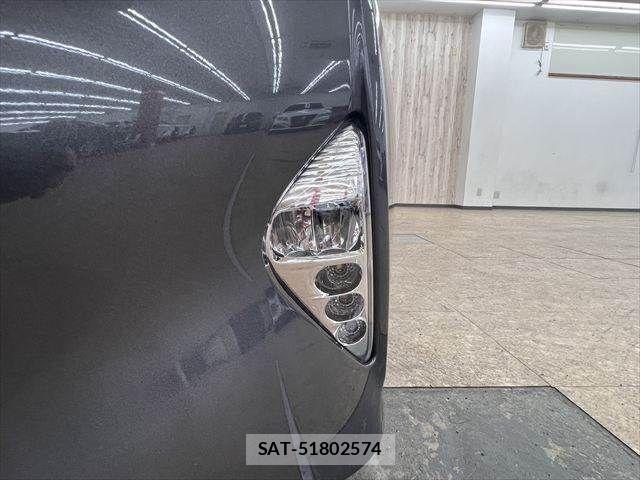 Toyota PRIUS 2016-04 7223700-20