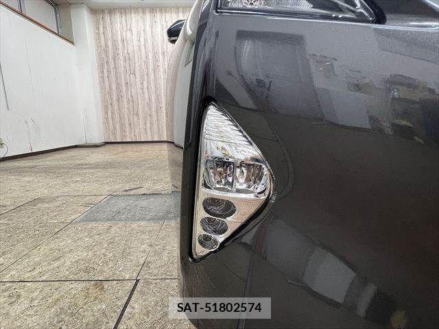 Toyota PRIUS 2016-04 7223700-22
