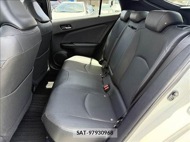 Toyota PRIUS 2016-01 7223687-9