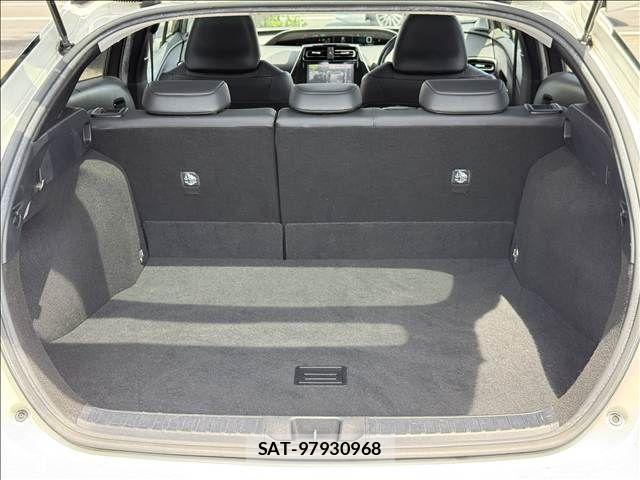 Toyota PRIUS 2016-01 7223687-10