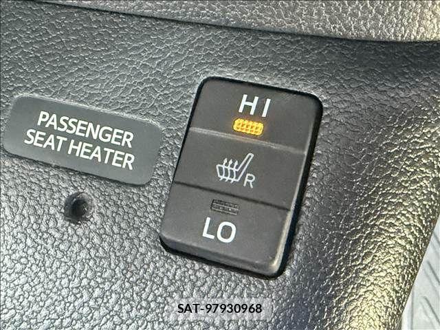 Toyota PRIUS 2016-01 7223687-13