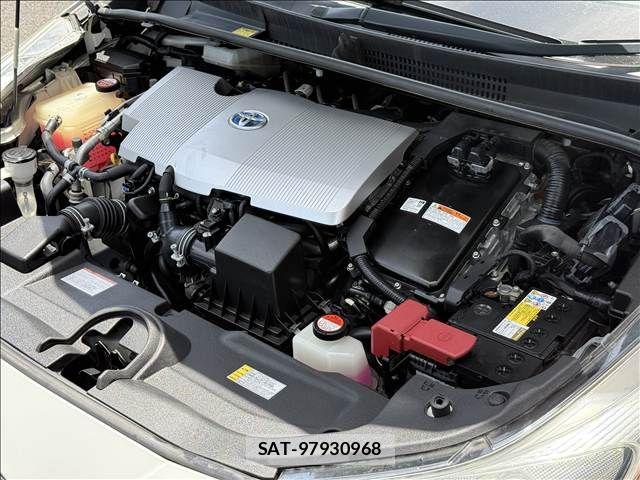 Toyota PRIUS 2016-01 7223687-19