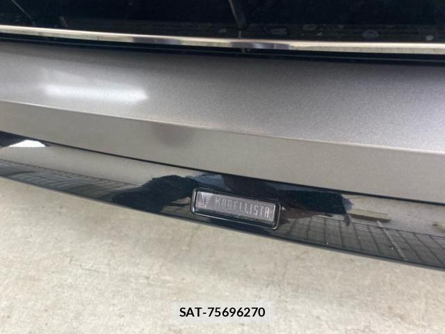 Toyota PRIUS 2025-02 7223855-6