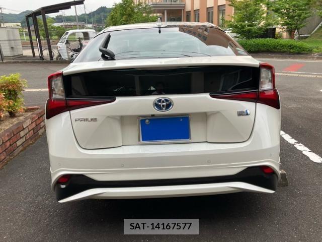 Toyota PRIUS 2019-01 7223751-1