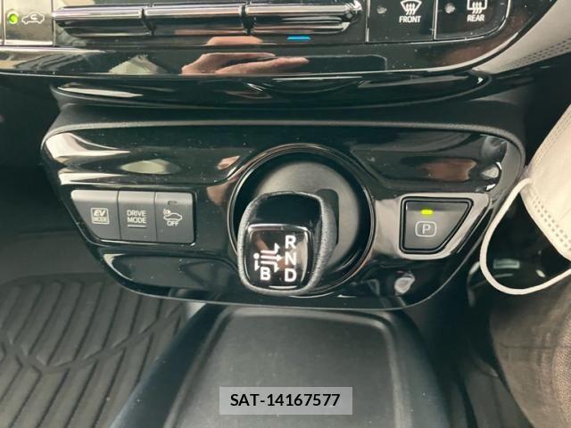 Toyota PRIUS 2019-01 7223751-8