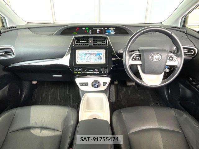 Toyota PRIUS 2016-07 7218349-1