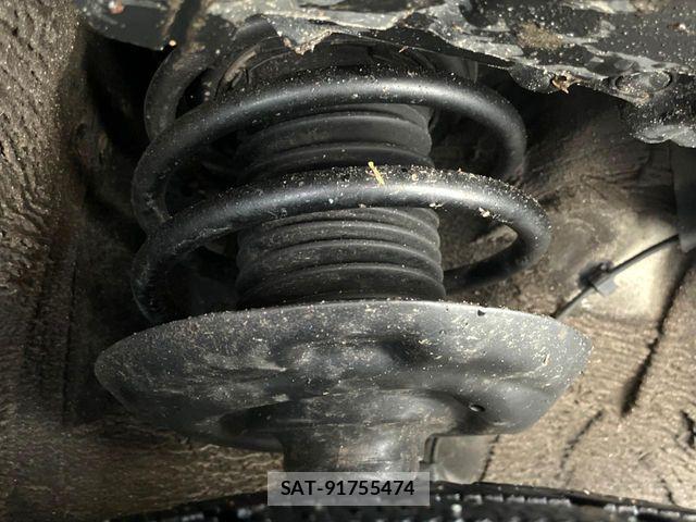 Toyota PRIUS 2016-07 7218349-19
