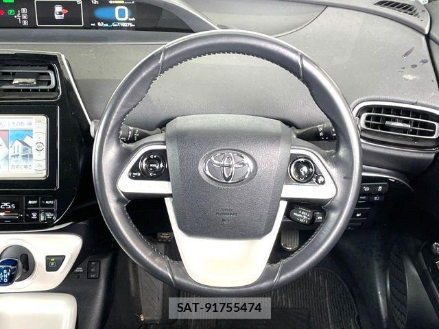 Toyota PRIUS 2016-07 7218349-7