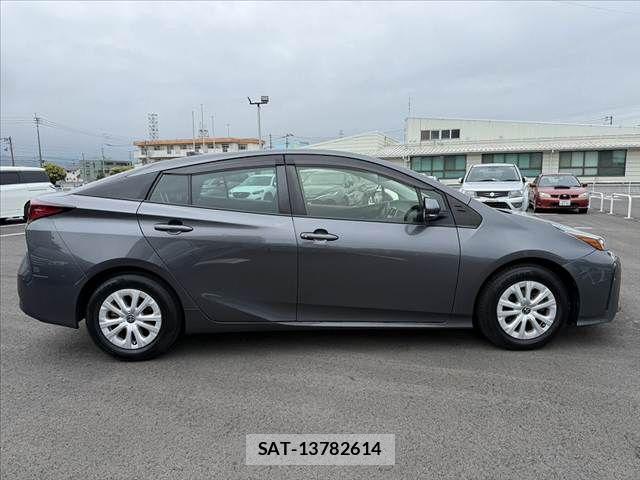 Toyota PRIUS 2021-06 7223787-10