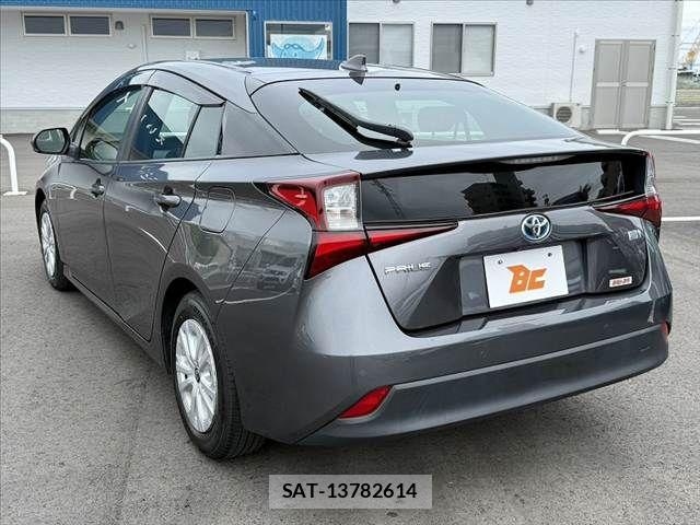 Toyota PRIUS 2021-06 7223787-12