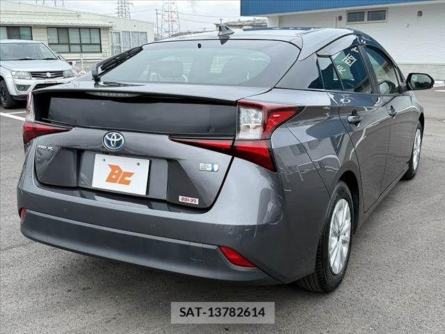 Toyota PRIUS 2021-06 7223787-14