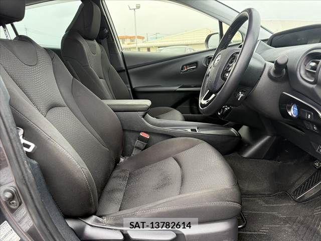 Toyota PRIUS 2021-06 7223787-15