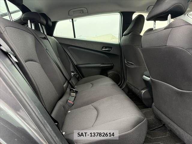 Toyota PRIUS 2021-06 7223787-17