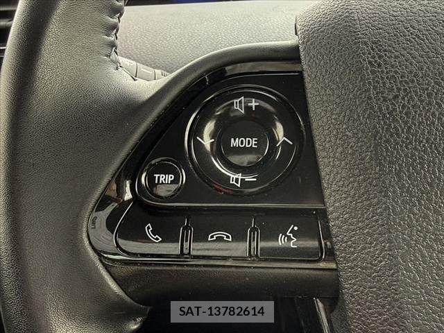 Toyota PRIUS 2021-06 7223787-21